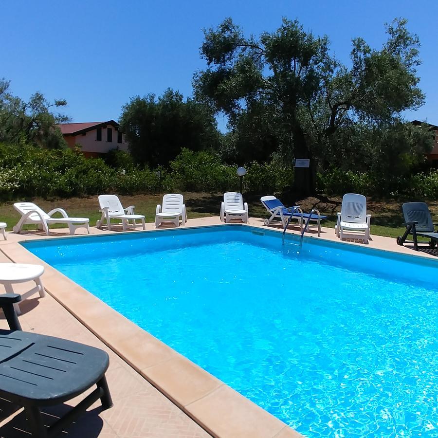 La Piana Degli Ulivi Bed & Breakfast Rossano Exterior photo